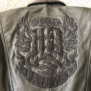 Genuine Harley Davidson Ladies Leather Jacket-FINAL PRICE REDUCTIOn